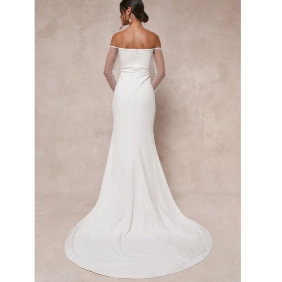 Eternally Beloved White Mesh Off-the-Shoulder Pearl Maxi Dress Size XS - Picture 3 of 5